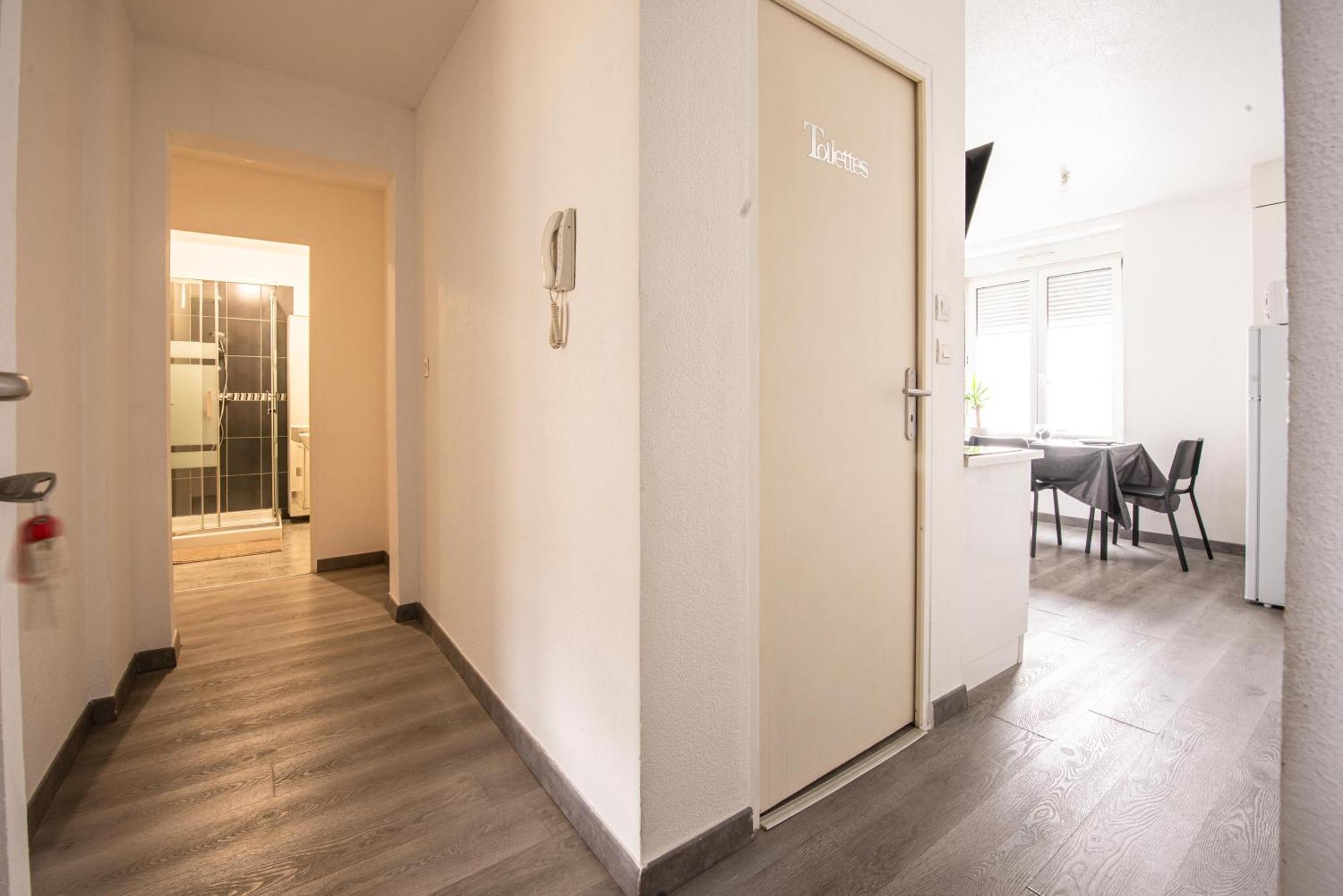 Oasis Mulhousien - Rdc, Wifi, Parking Apartment Mulhouse Exterior photo